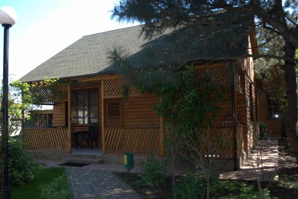 Kompleks Otdykha Elki-Palki Burlach'ya Balka Exterior photo