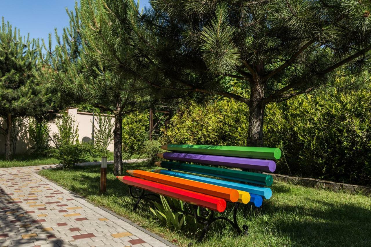 Kompleks Otdykha Elki-Palki Burlach'ya Balka Exterior photo